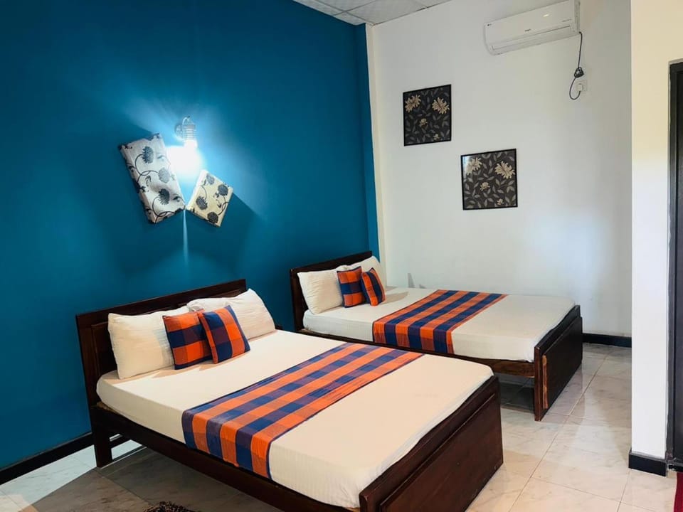 Bed, Bedroom, air conditioner