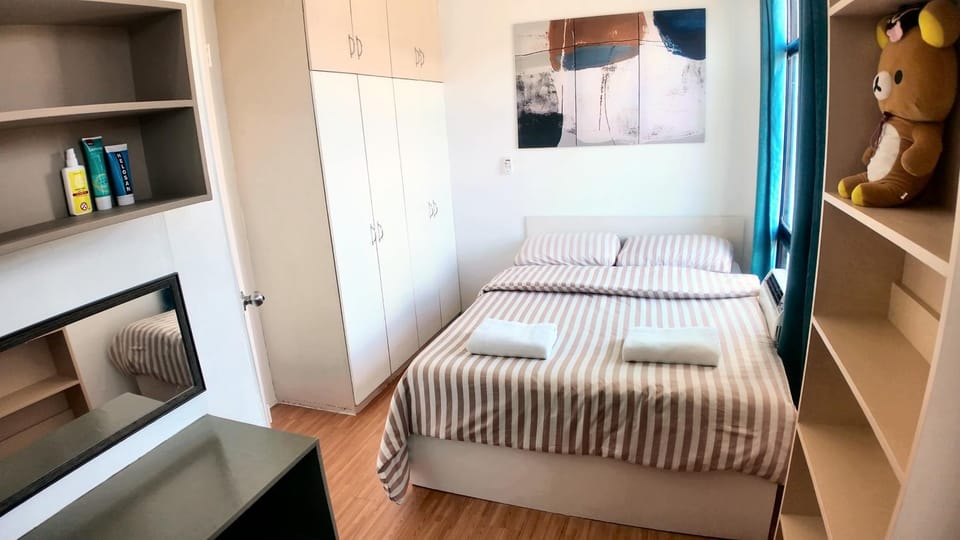 Bed, Photo of the whole room, Bedroom, wardrobe