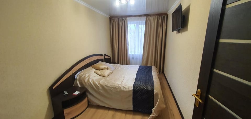 3 комнатная квартира Кривой Рог на Матусевича 38 Apartment in Dnipropetrovsk Oblast