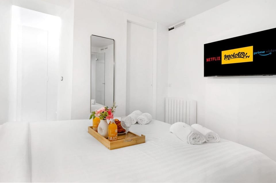 Suite Beausire charme parisien au cœur du Marais Apartment in Paris
