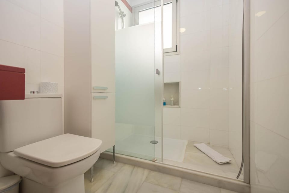 Bright Flat - Beachfront Las Canteras House in Las Palmas de Gran Canaria