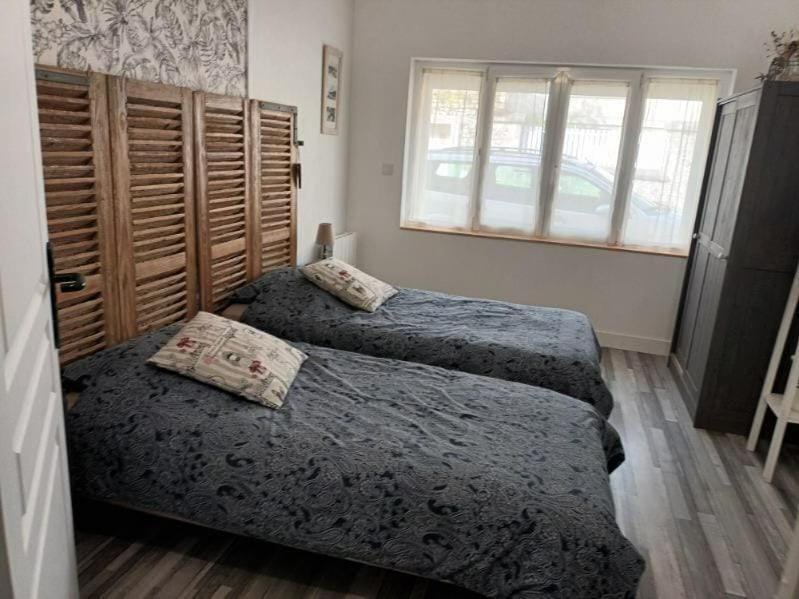 Bed, Bedroom, wardrobe