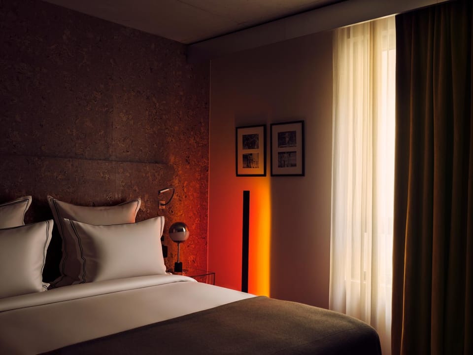 Bed, Photo of the whole room