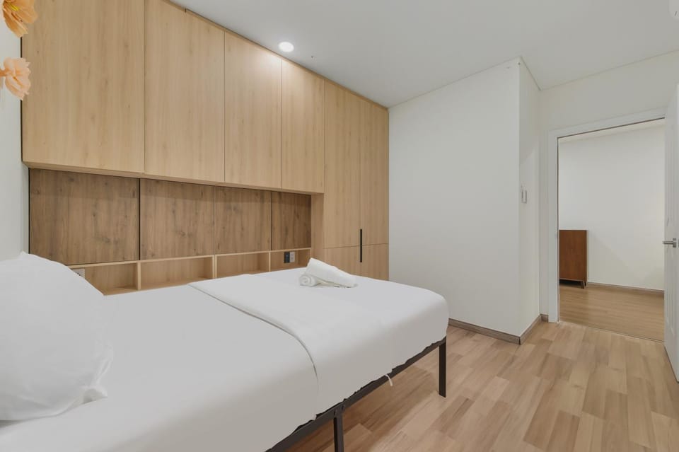 Bed, Bedroom, wardrobe