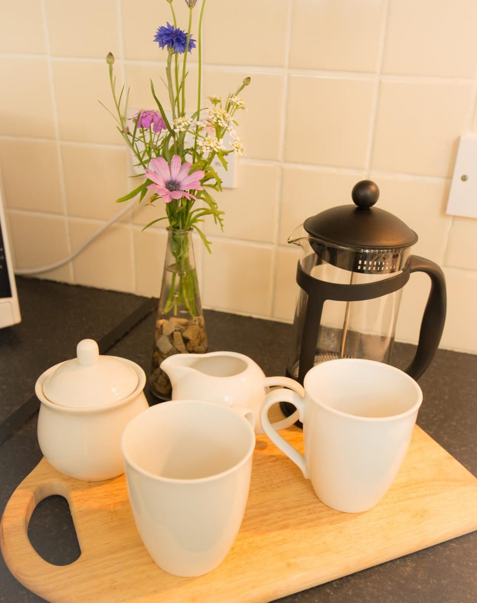 Coffee/tea facilities, Kitchen or kitchenette