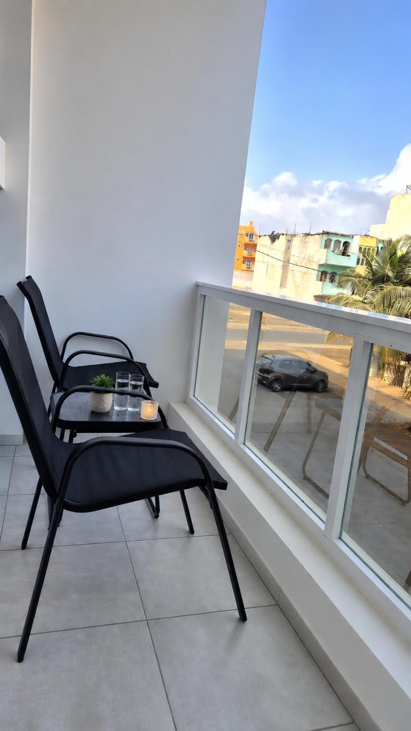 View (from property/room), Balcony/Terrace, Seating area