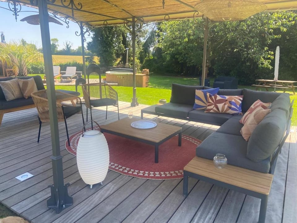 Gite LA PETITE CHAUMIERE House in Normandy