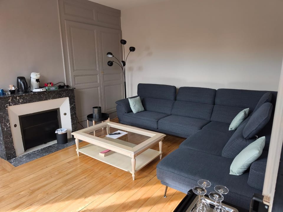 Communal lounge/ TV room