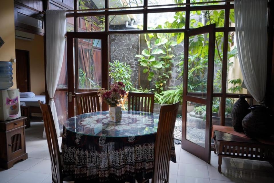 Ndalem Ngadisuryan Bed and Breakfast in Yogyakarta