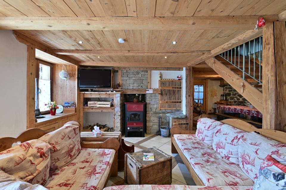 La Ferme D'aurélie Bed and Breakfast in Montvalezan
