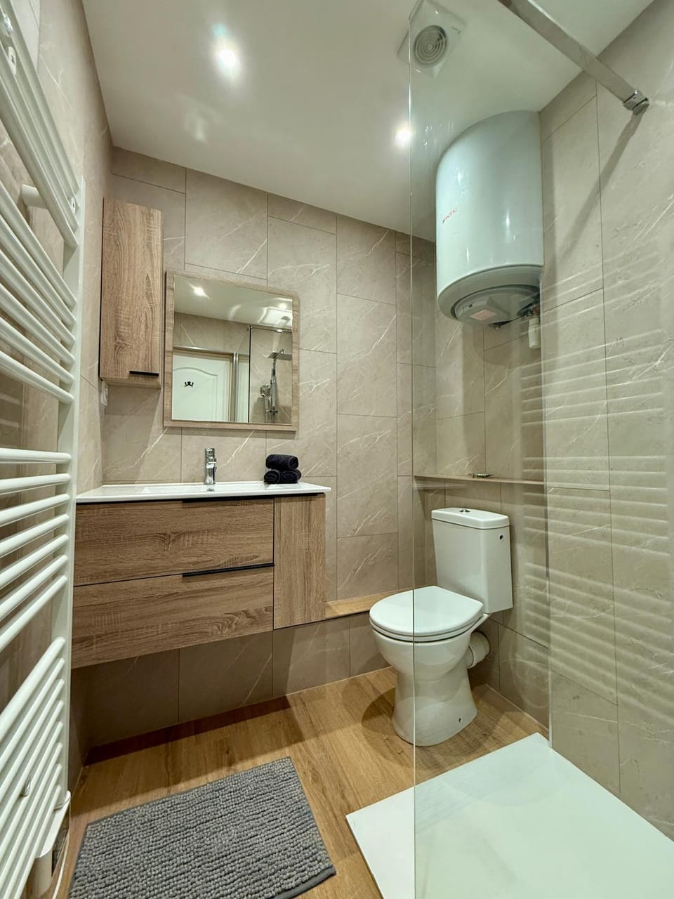 Shower, Toilet, Bathroom