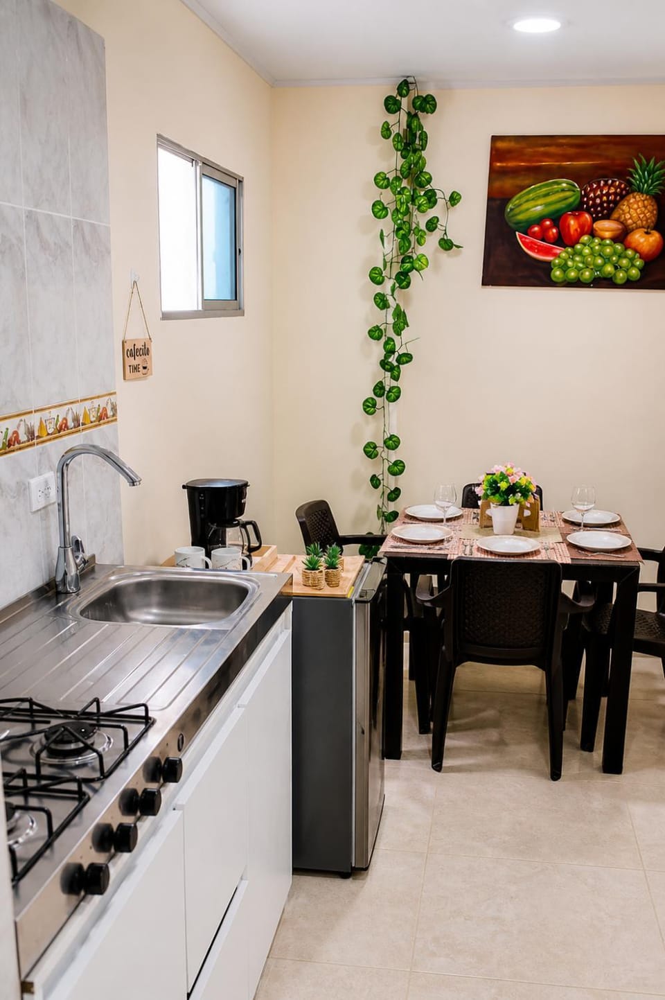 Kitchen or kitchenette
