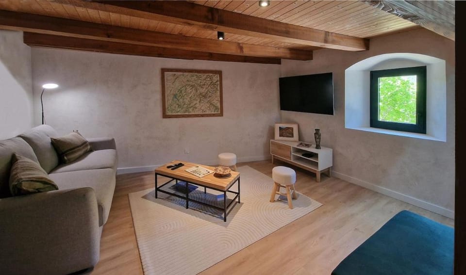 Cabana & Chalet de Montmin near Col Forclaz House in Talloires