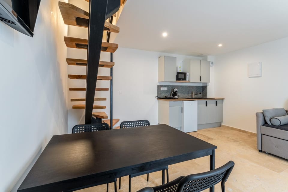 Property building, Living room