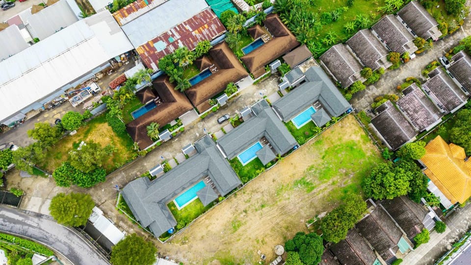summer stay pool villa Villa in Chalong