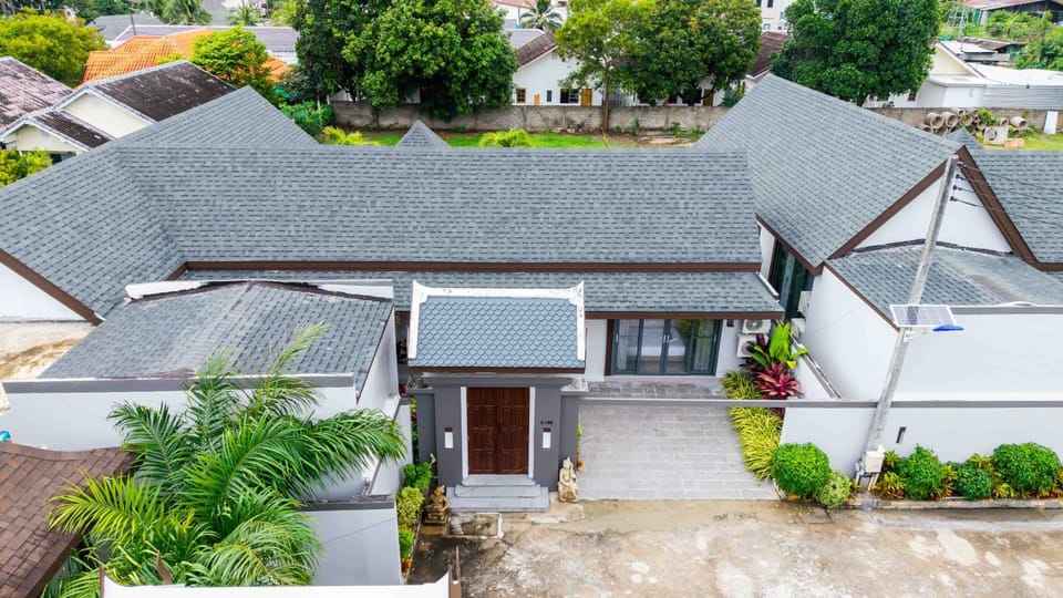 summer stay pool villa Villa in Chalong