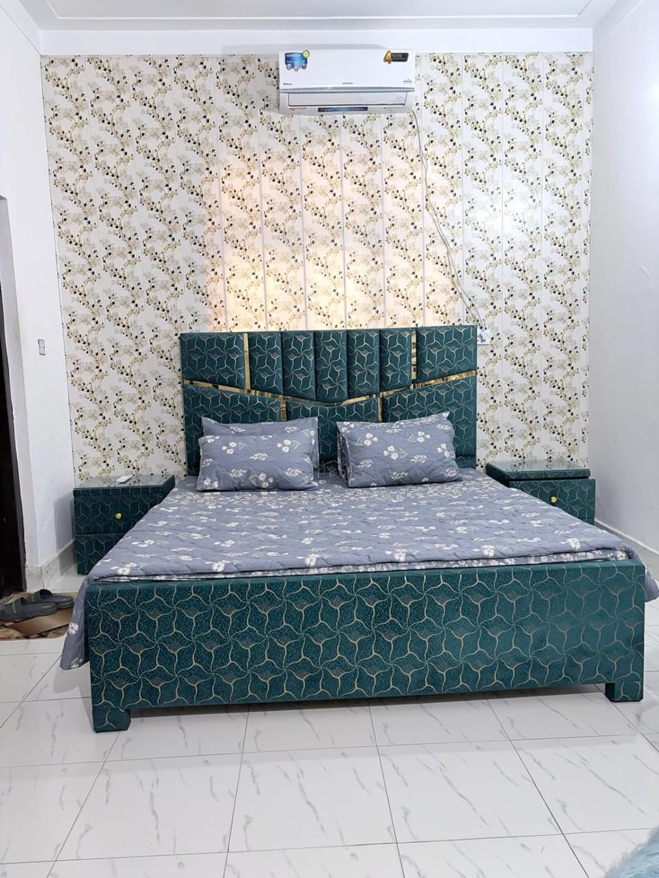 Family Signature Residency Apartment in Lahore