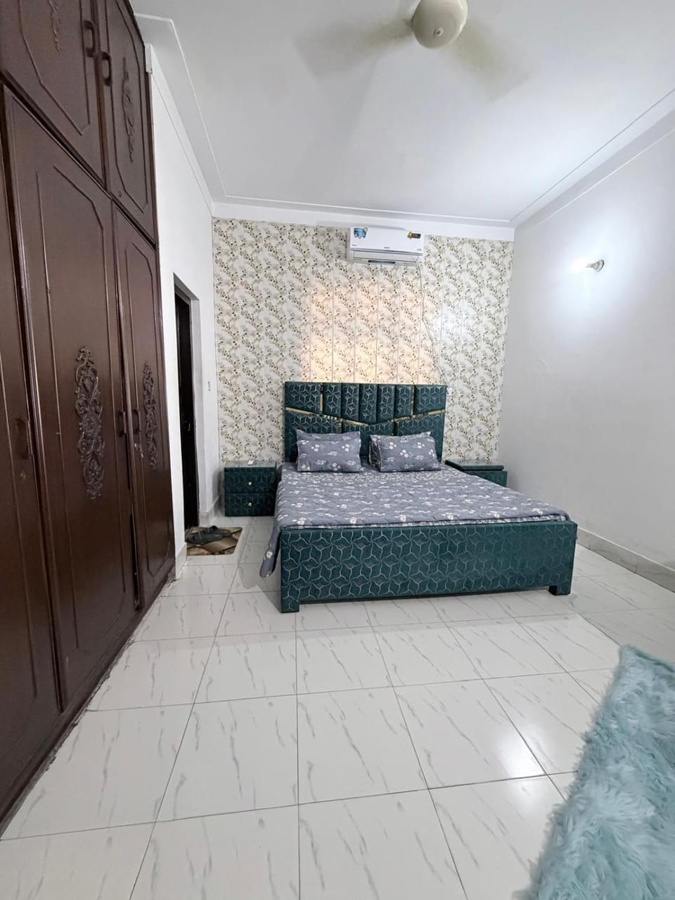 Family Signature Residency Apartment in Lahore