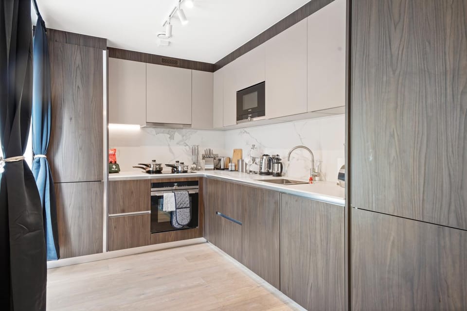 Comfortable London Retreat - Sleeps 6 Apartment in London