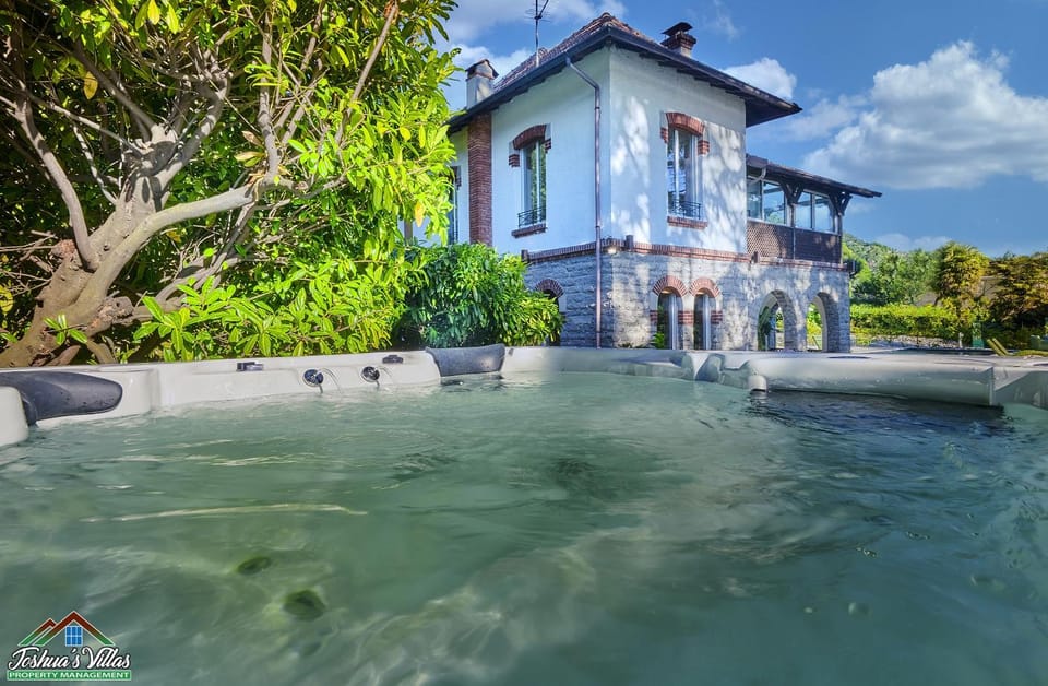 Villa Velia with air conditioning and private pool Villa in Lierna