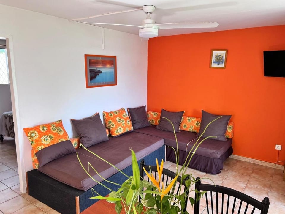 Cosy T2 dans village de pêcheurs, plage à pied Apartment in Sainte-Luce