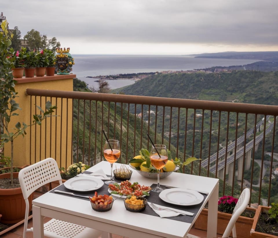 Patio, Natural landscape, View (from property/room), Balcony/Terrace, Balcony/Terrace, Mountain view, Sea view