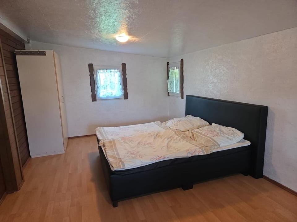 Bed, Bedroom, wardrobe