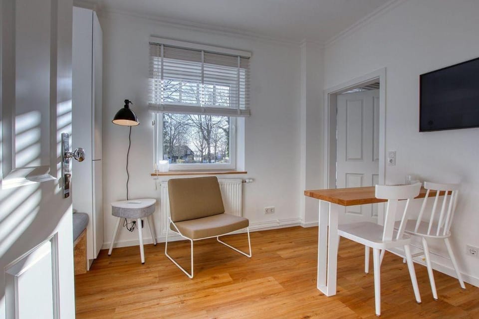 Landhaus-am-Ufer-Wohnung-1 Apartment in Heiligenhafen