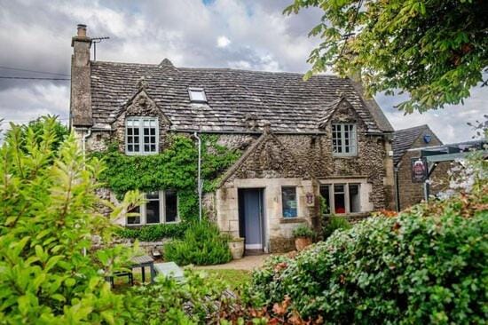 The Ragged Cot Hotel in Stroud District