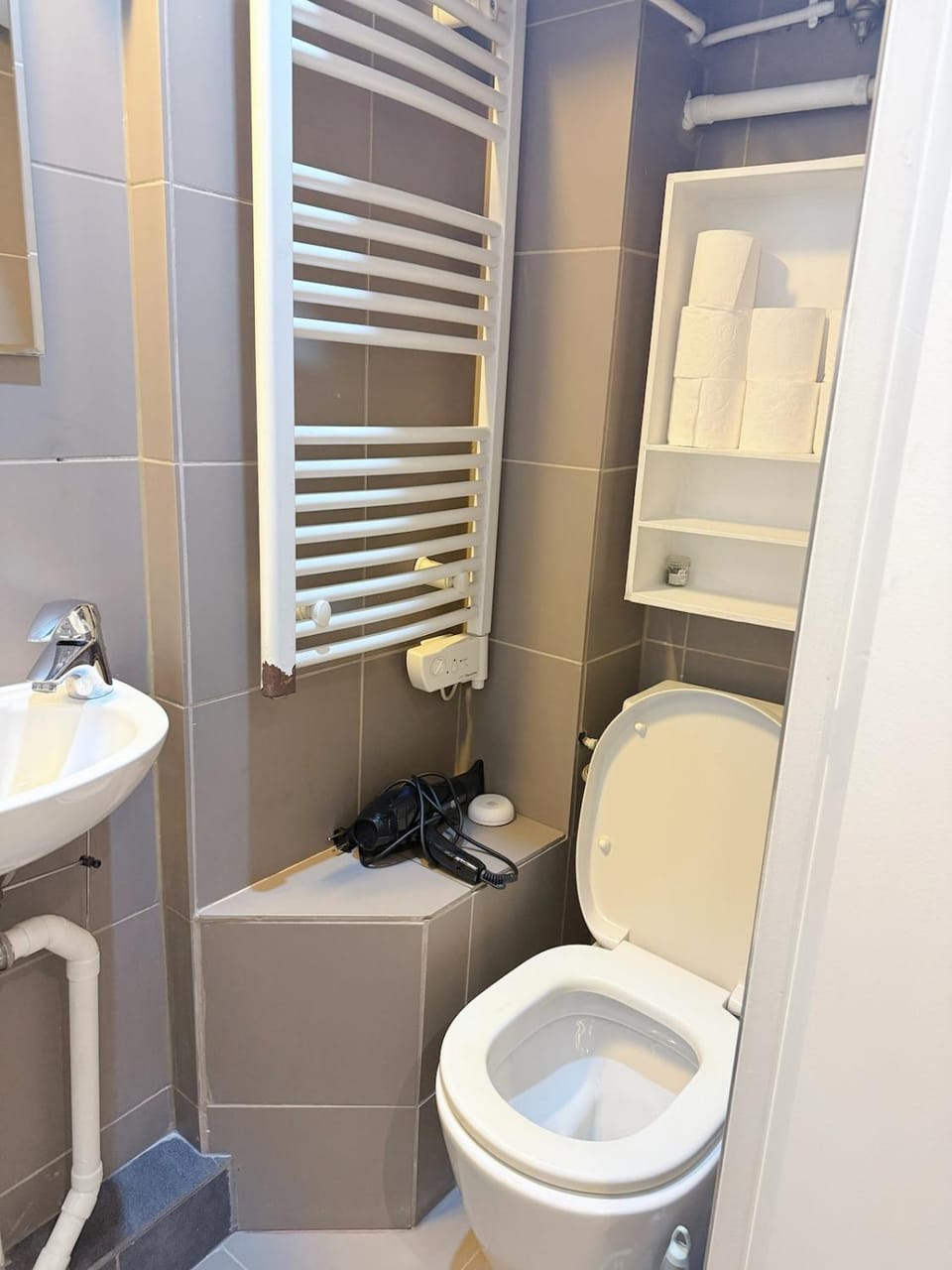 Toilet, Bathroom