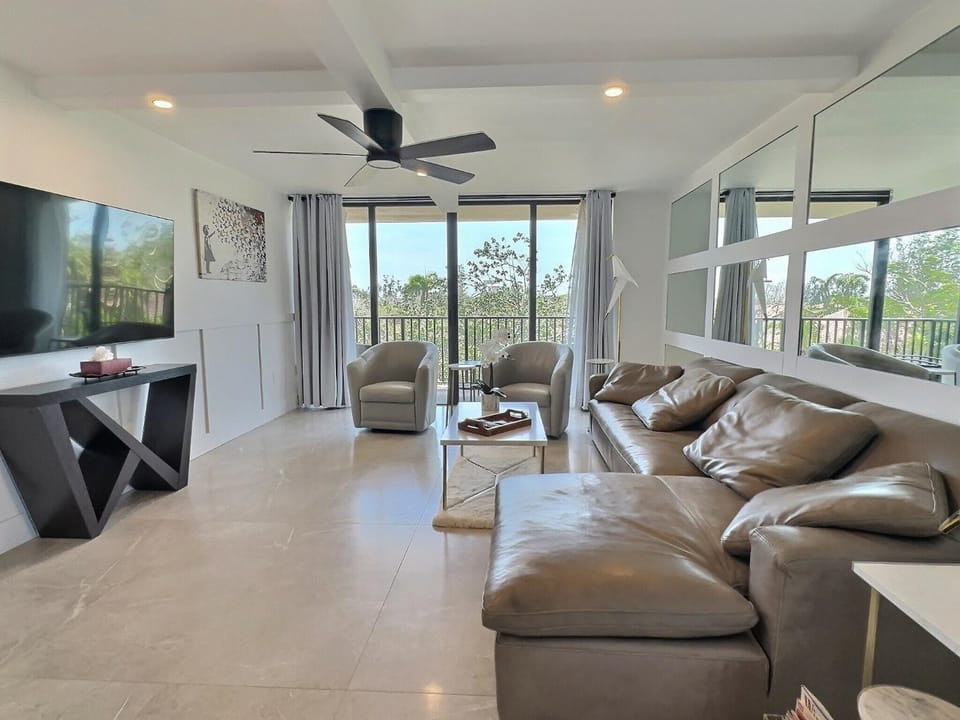Sandy Cove - Unit 401 House in Siesta Key
