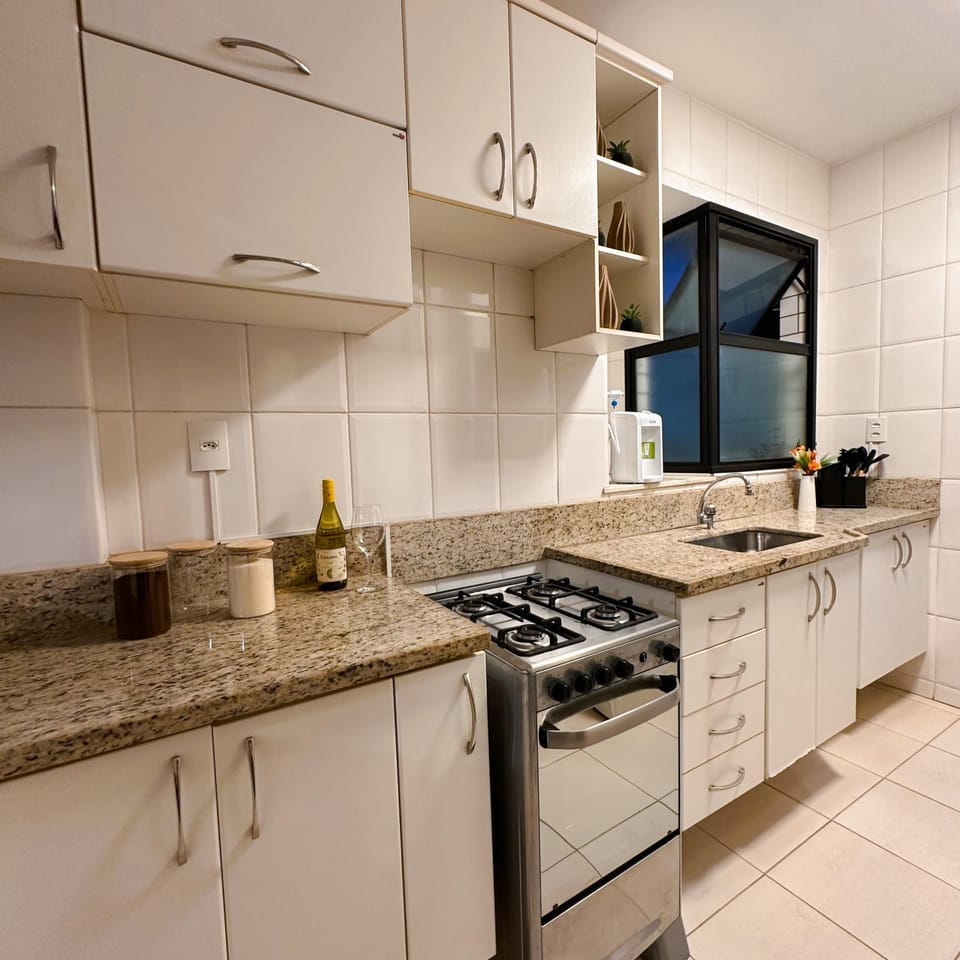 Apê Turquesa I Vista incrível Vila da Serra MaterDei Biocor Nova Lima Apartment in Belo Horizonte
