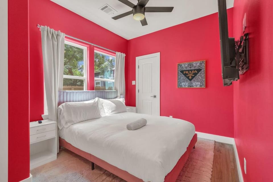 Houston Stay Unit A NRG & Med Ctr Jacuzzi Apartment in Houston