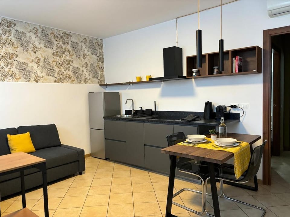 Volta 20 Apartment in Rho