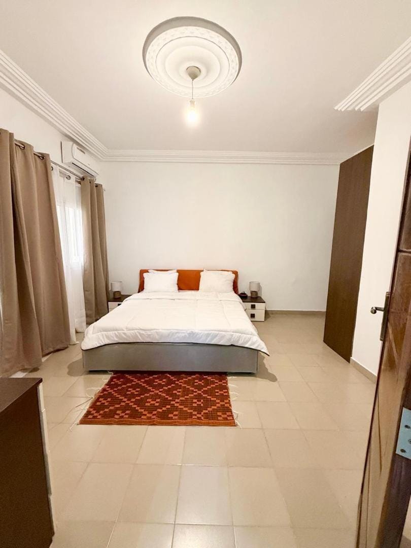 Le Cosy Monaco Ngor Almadies Moderne, Climatisé et Proche Mer Apartment in Dakar