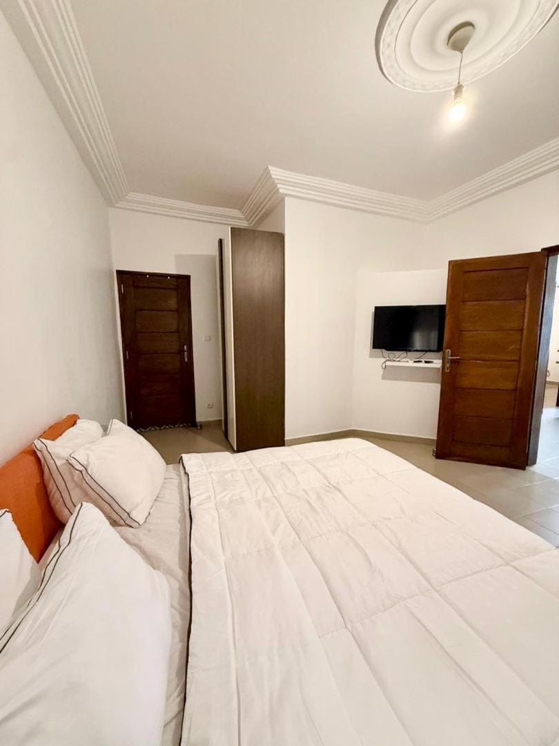 Le Cosy Monaco Ngor Almadies Moderne, Climatisé et Proche Mer Apartment in Dakar
