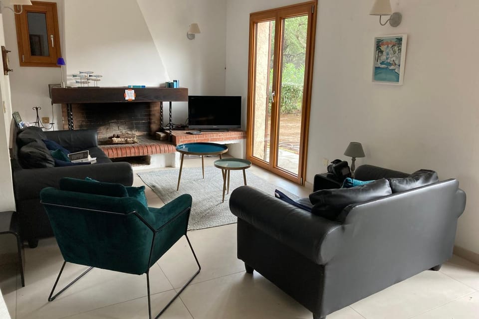 Spacious house with terrace - beach 8 minutes away House in Zonza