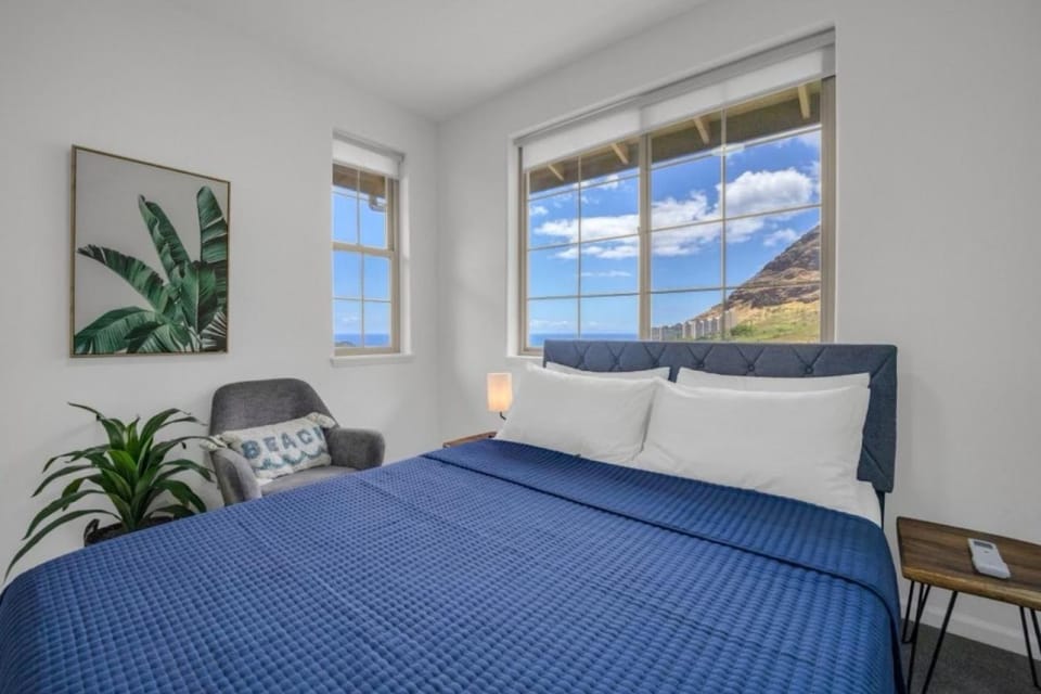 Kalo Homes - Sunset Retreat House in Makaha Valley