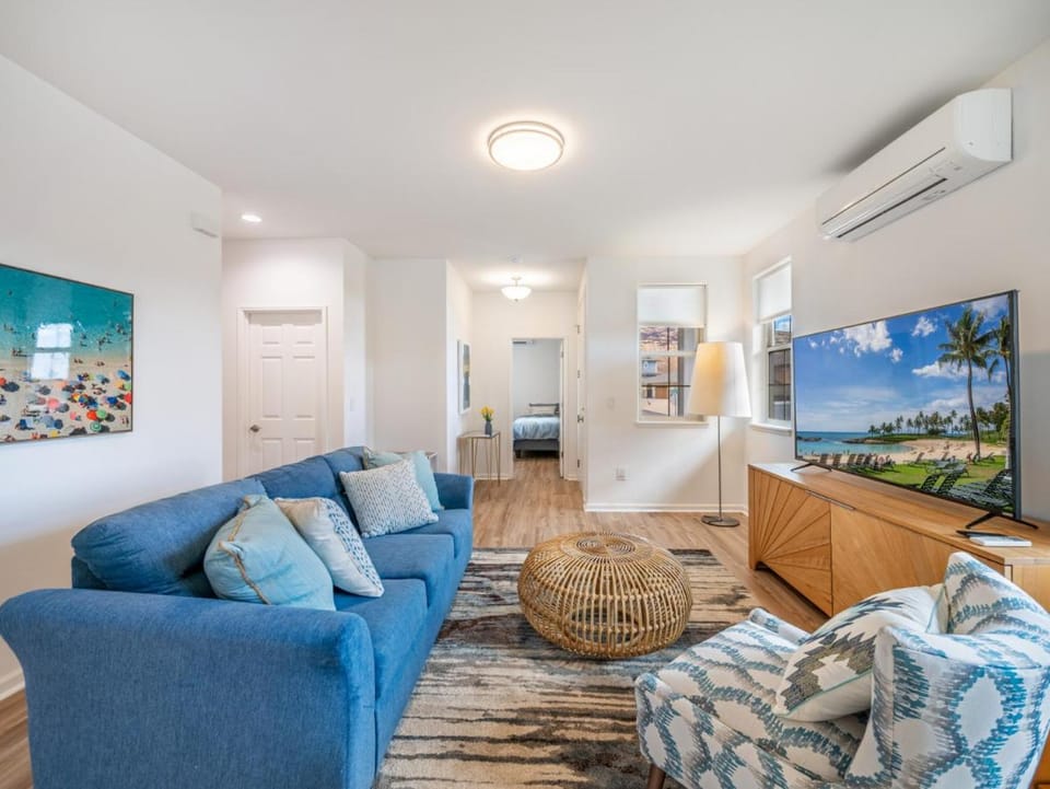 Kalo Homes - Surfside Serenity House in Makaha Valley