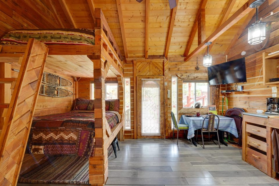 Fish, Hike & Explore: Lakefront Cabin in Soldotna Cabin in Ridgeway
