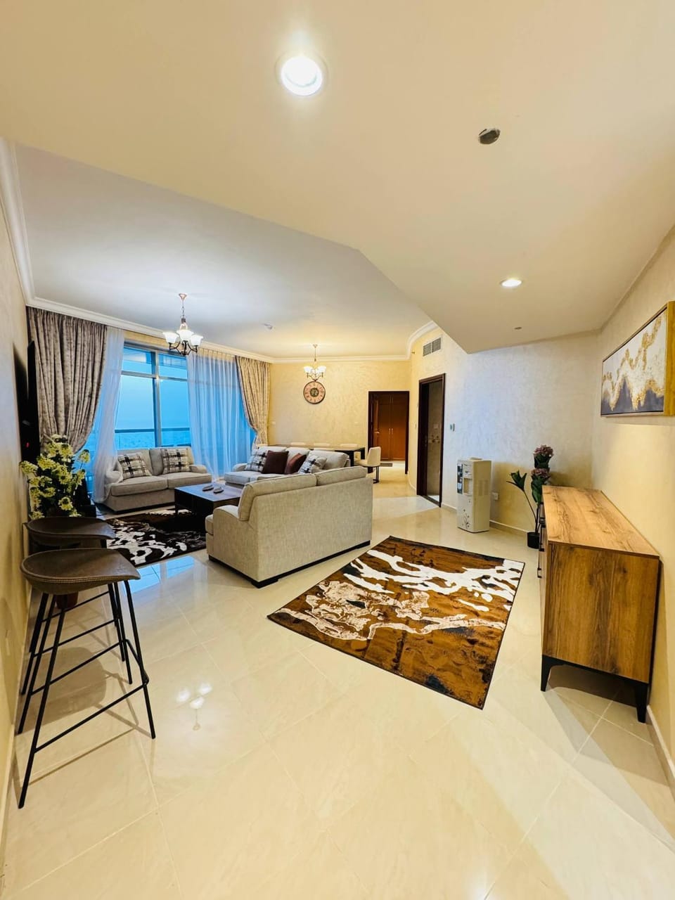 Living room, Seating area