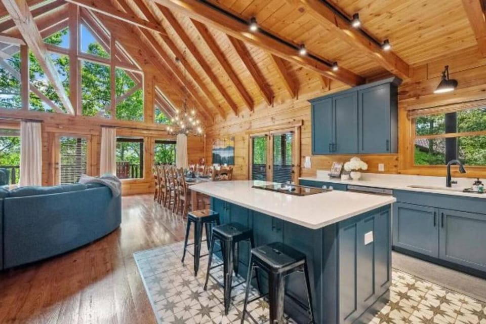 Rustic Cove Views Hot Tub Theater Game Room House in Sevier County