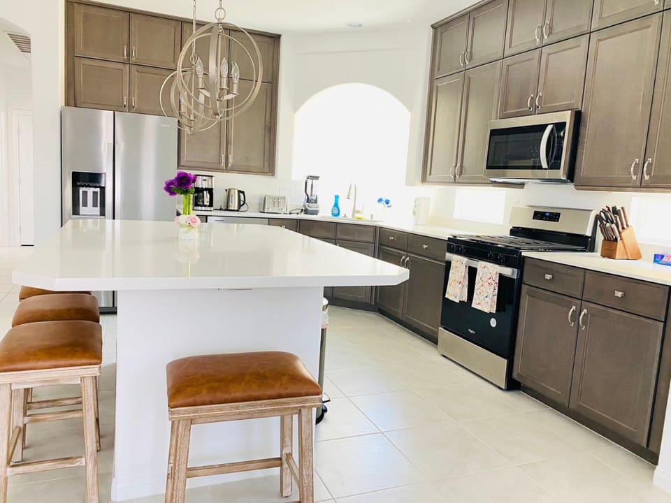Good location ! Apartment in Spring Valley