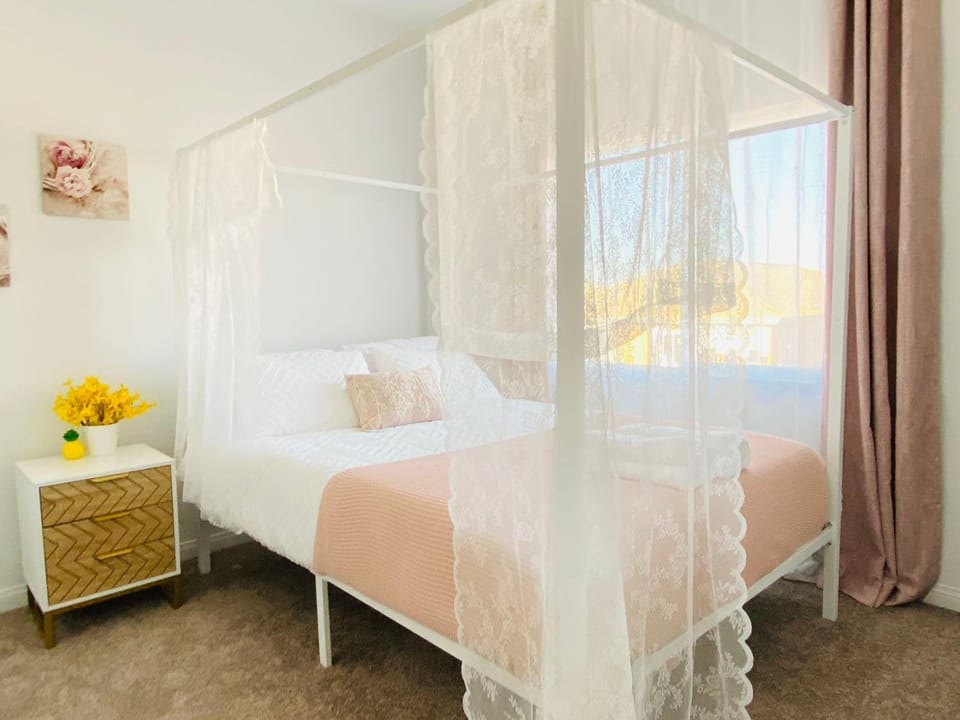 Good location ! Apartment in Spring Valley