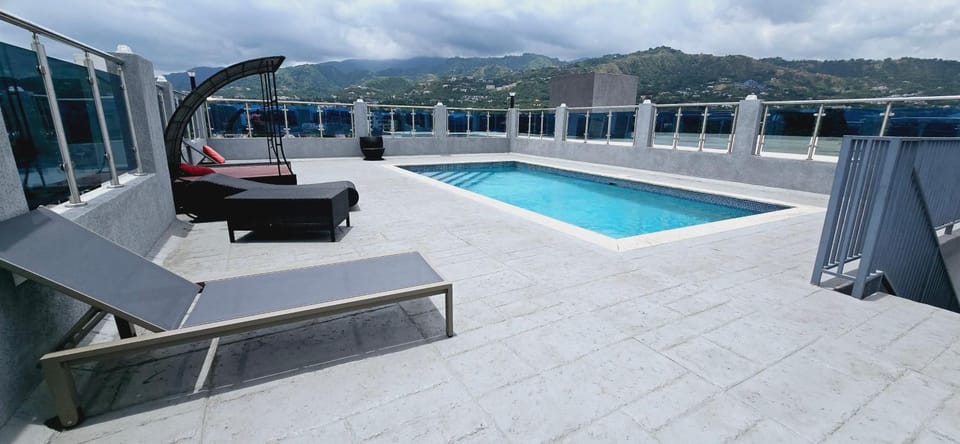 Patio, Balcony/Terrace, Mountain view, Swimming pool, sunbed