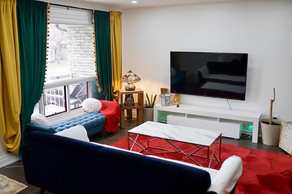 TV and multimedia, Living room, Seating area