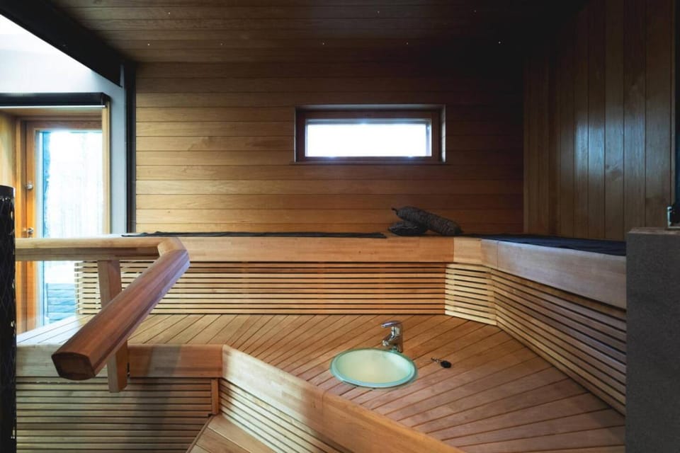 Stay North - Kuukkeli House in Lapland