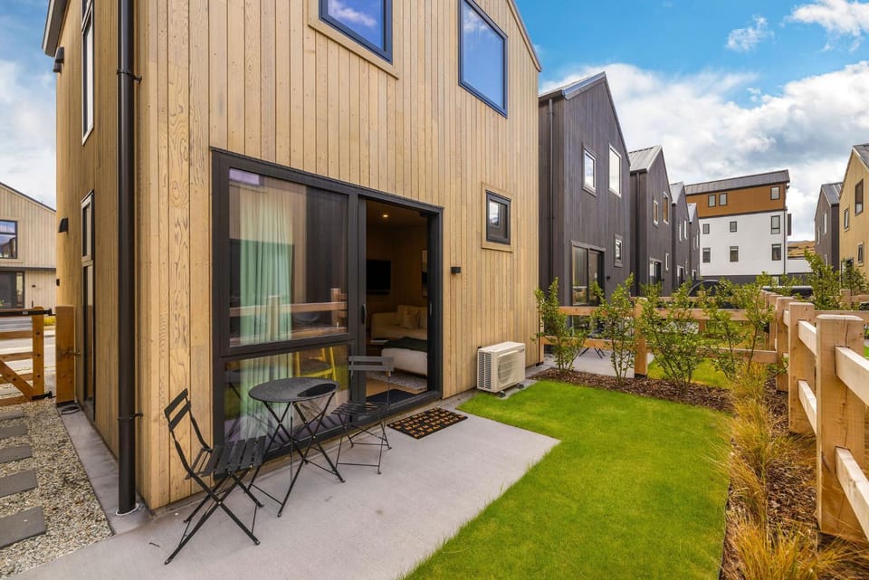 Patio, Garden
