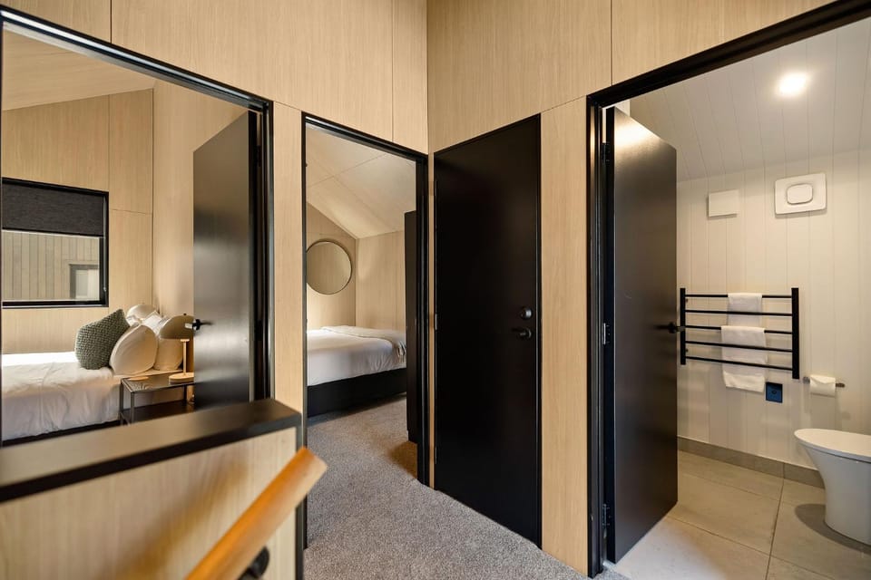 Bed, Bathroom, Bedroom