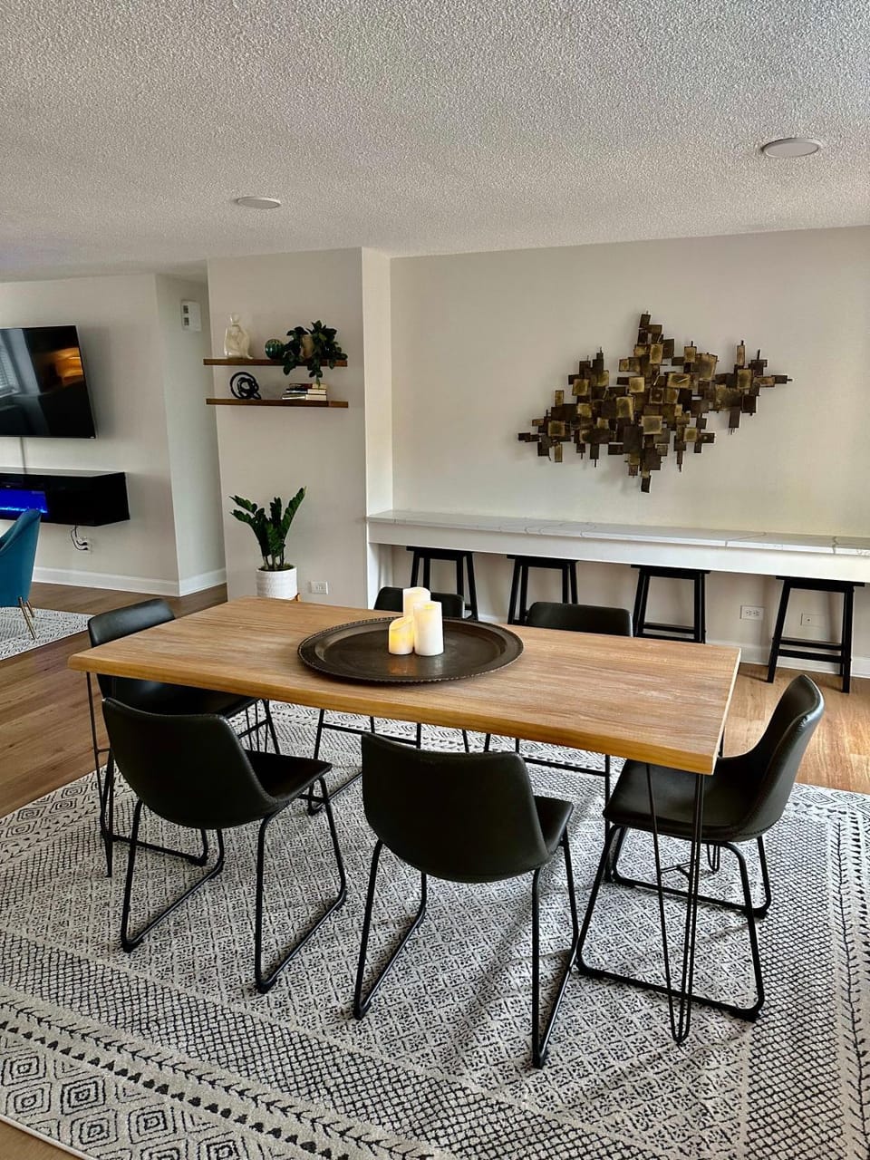 Sky High Luxury Unique 2BR Penthouse Condo ATL House in Atlanta